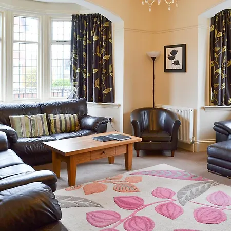 Bay House * Filey